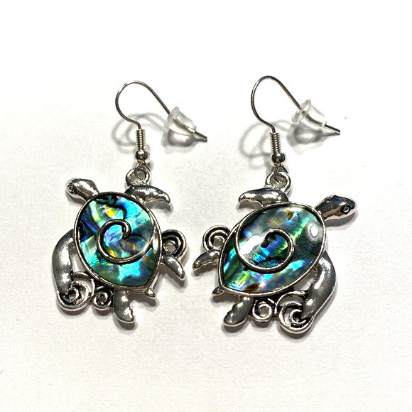 Pierced Earrings Beachy Silvertone & Green Blue Abalone Turtles Drop Dangles - Picture 1 of 5